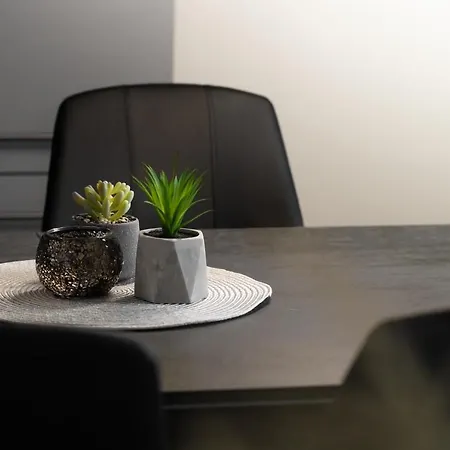 Apartment Lela *