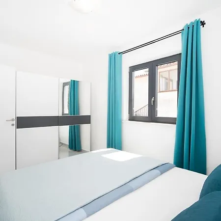 Apartment Lela Rabac